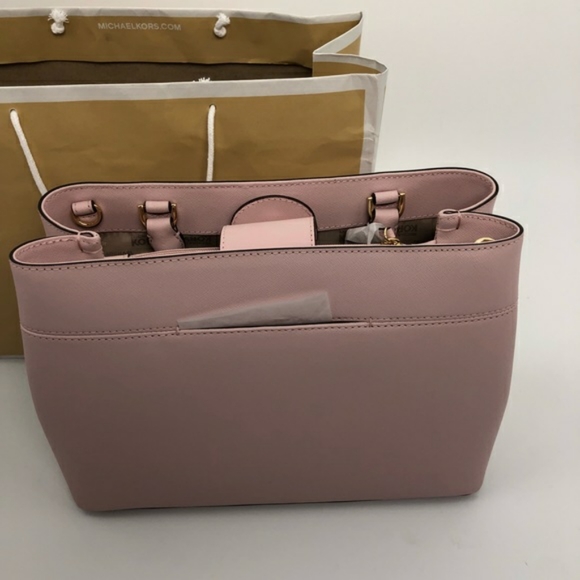 MK Hailee satchel - Picture 2 of 5